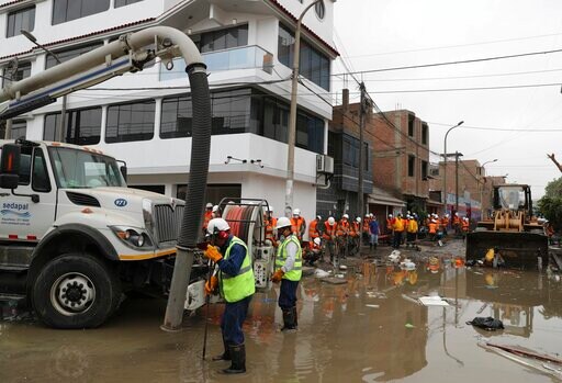 Unbearable Stench: Giant Sewage Spill Befouls Peru's Capital