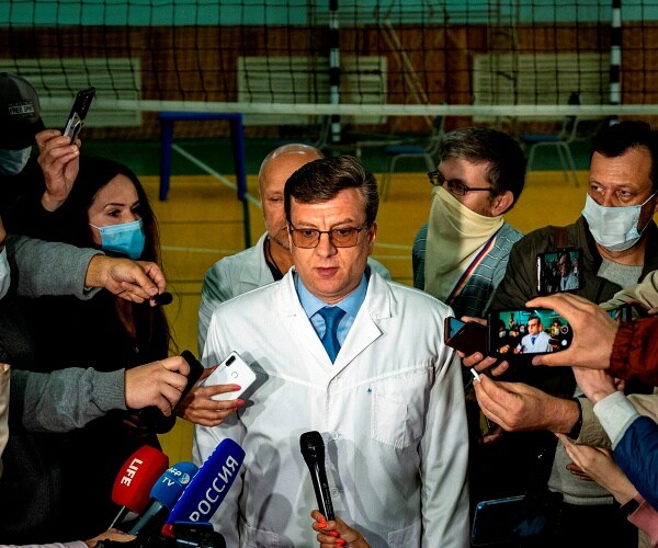 alexander murakhovsky speaks to press