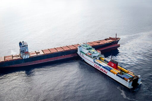 Beaches Closed on the French Riviera Due to Oil Pellets