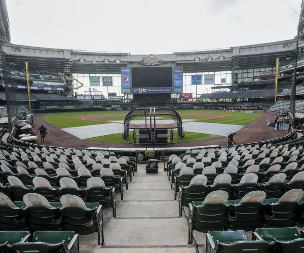 MLB-Cardinals-Tigers Series Postponed Due to COVID-19 Positives