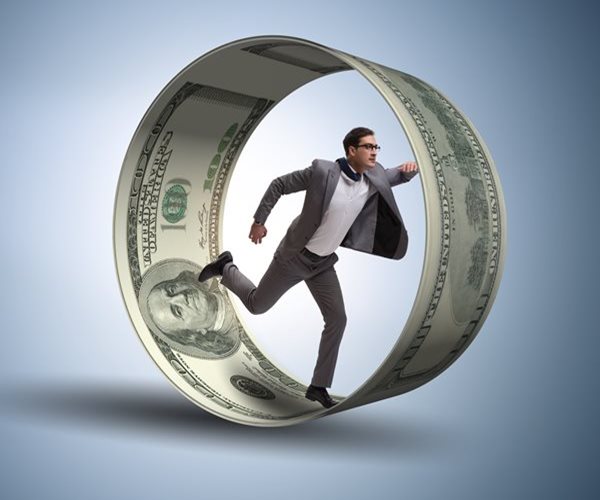 Peter Reagan: This Hamster-Wheel Economy Has Even More Americans Living Paycheck-to-Paycheck