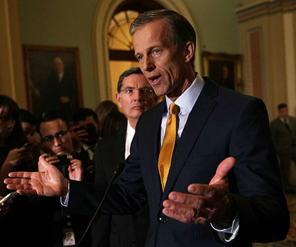 GOP Sen. John Thune Urges Caution on Releasing FBI Memo