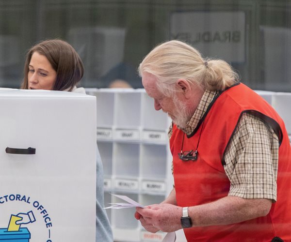 Sinn Fein on Course for Historic Northern Ireland Election Win