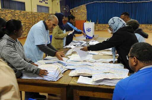 South Africa's Ruling ANC Takes Lead as Votes Being Counted