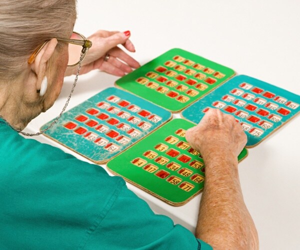 woman playing bingo