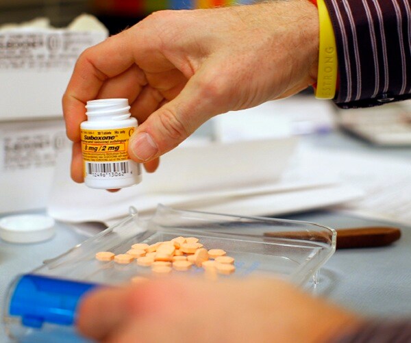 Doctors' Prescription Drug Ring in Michigan Is Busted by Feds 