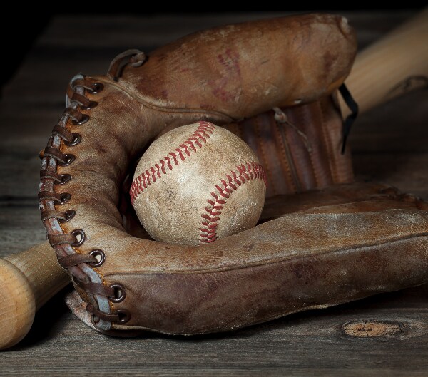 Blue Jays' Robbie Ray, Brewers' Corbin Burnes Win Cy Young Awards