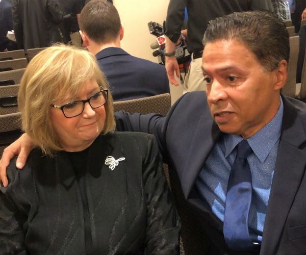 diana munson and ray negron