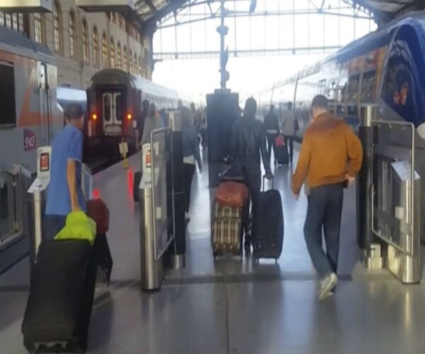 France: Acid Attack on 4 US Students Not Seen as Terror Act