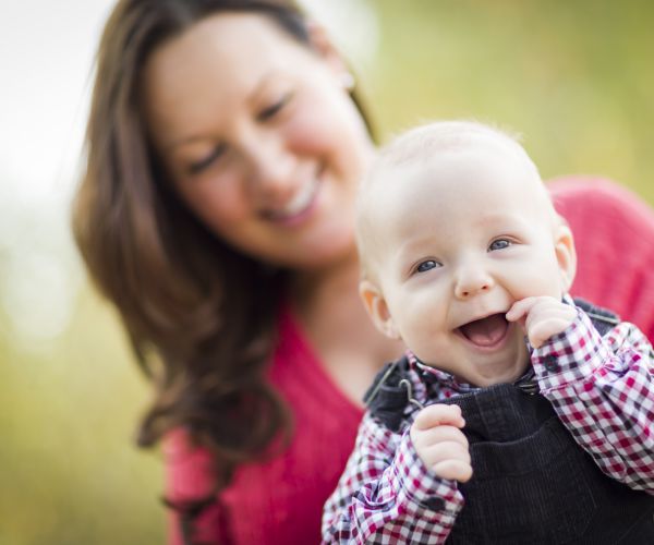 Average Age of New Moms Has Risen to Over 26, New Report Says