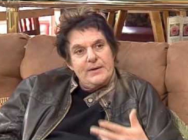 PF Sloan Dies: Wrote 'Secret Agent Man,' 'Eve of Destruction'