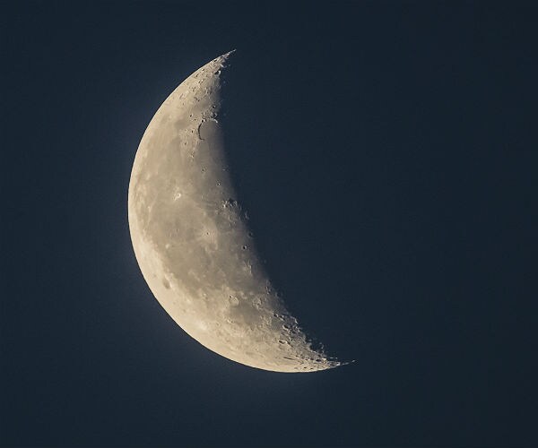 Professor Seeks to Preserve Moon-Landing Sites