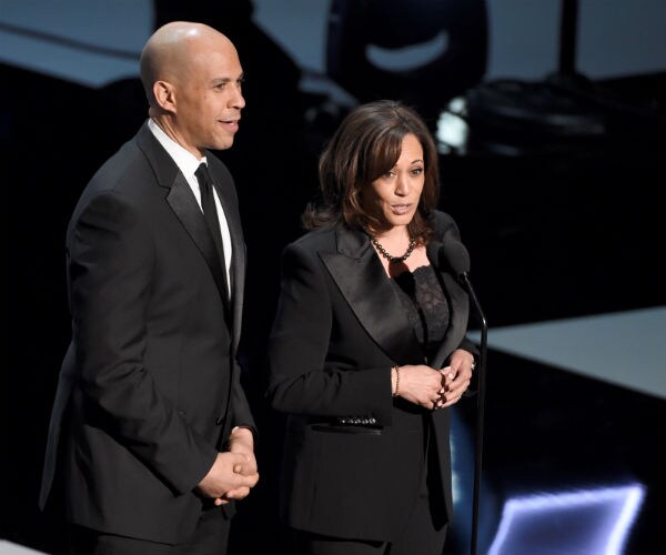 Democrats Can't Get Past Education Learning Curve  