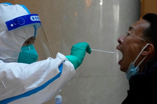 Shanghai Wrestles with Food Shortages under Virus Shutdown