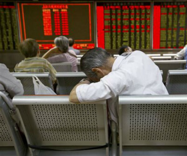 BofA: Investors Pull Record $29.5 Billion From Stock Funds