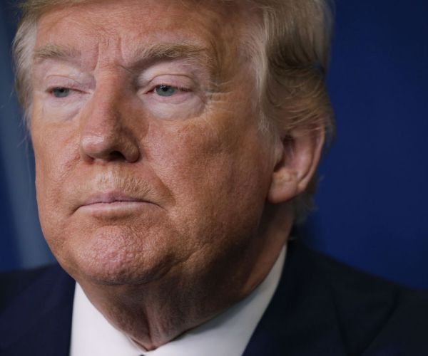 Trump Calls NBC's Peter Alexander 'Terrible Reporter' for Coronavirus Questions