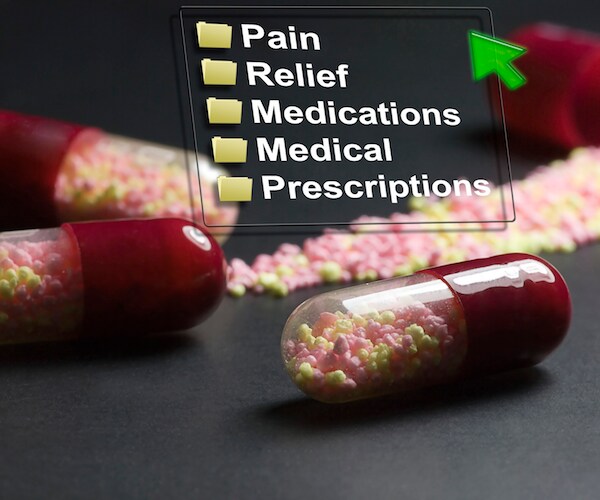 Common Pain Meds May Boost Heart Attack Risk