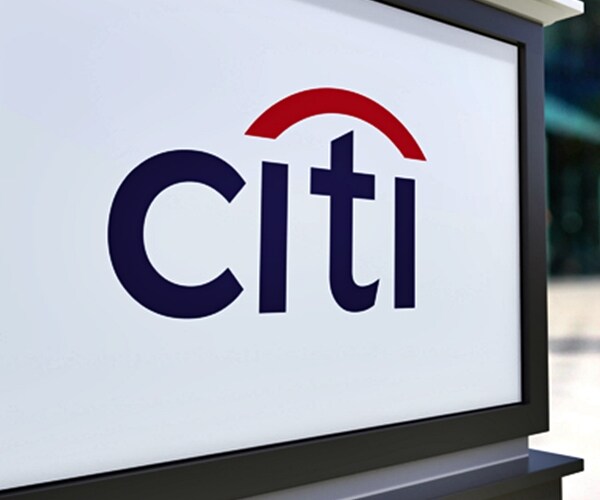 Citi CEO Vows Cost-Cutting Success to Continue as Trading Slumps