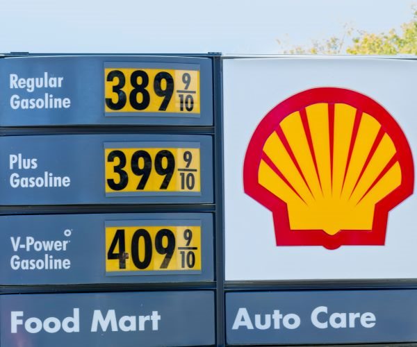 Inflation Gauge Slows to Still-High 6%