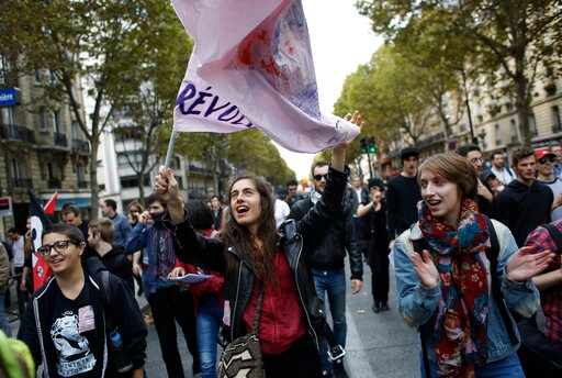 French Protest Labor Changes but Fewer Take to the Streets