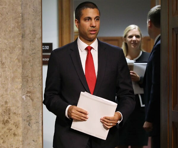 FCC Chairman Says Agency Can't Revoke Licenses Over Content