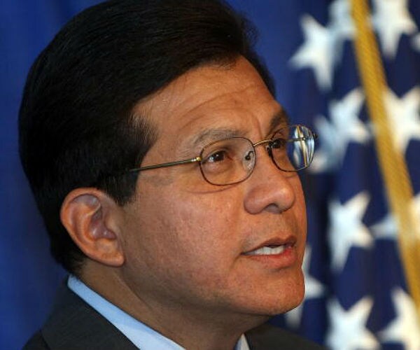 Ex-AG: Takes 'Soul Searching' to Determine If Call to Fire Mueller Illegal