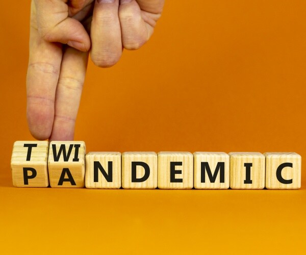 Flu Is Back in US: Health Experts Warn of 'Twindemic' With COVID