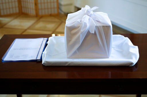 Germans Hand over Ainu Skull Taken from Japan Grave in 1879