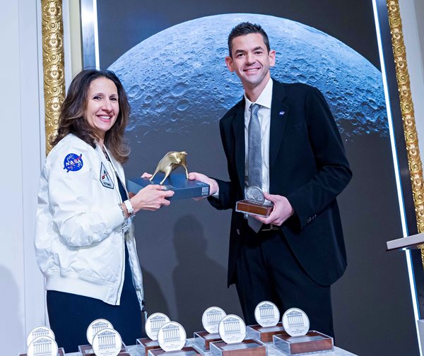 S&P 500, Nasdaq on Course for Best Month Since 2020