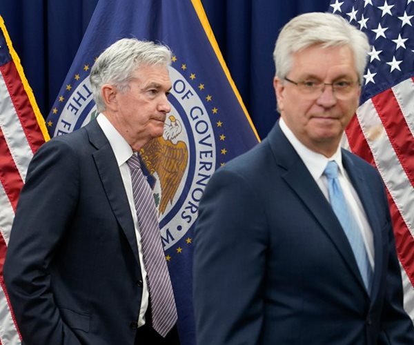 Fed Getting 'Closer' to Rate Cuts, Top Officials Say