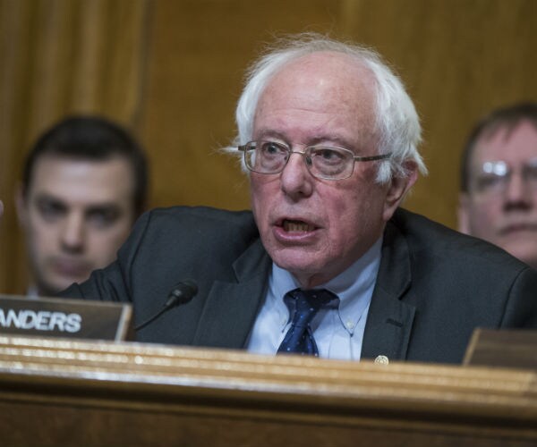 Sanders Strikes Back at Trump Early-Morning Tweet 