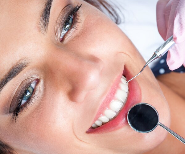 Teeth Cleanings Kill Bacteria That Cause Pneumonia