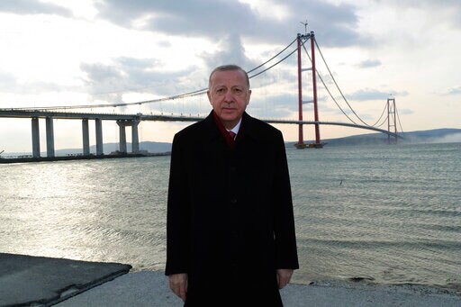Turkey Builds Massive Bridge Linking Europe and Asia