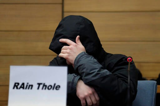 Train Dispatcher Admits Hitting Wrong Signal in Crash Trial