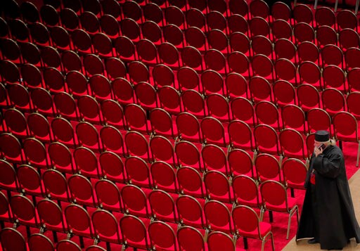 Ukrainian Police Search Homes of Russian Orthodox Priests