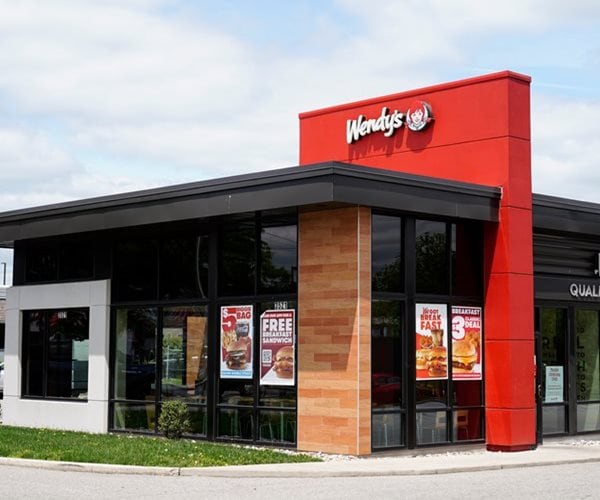 Wendy's Closes Several Hundred US Restaurants