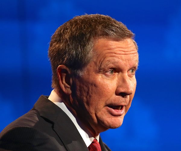 Kasich Strategist: Trump Can't Defeat ISIS With Tweets