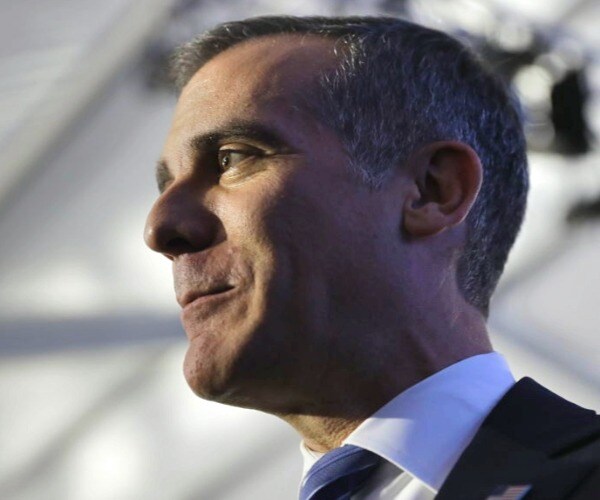 Newsom Loosens California Limit on Non-Virus Surgeries