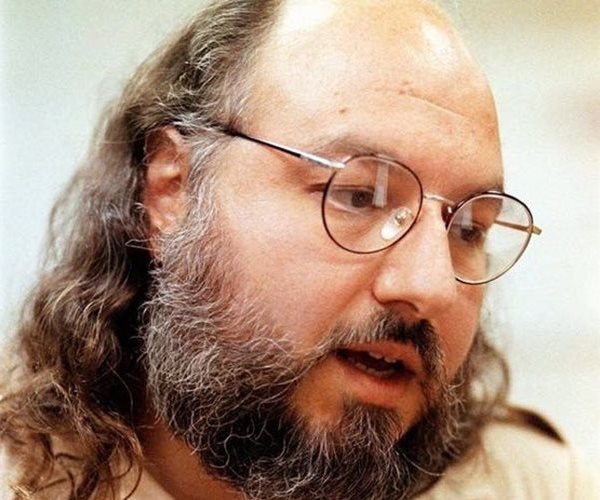 Government Says Pollard's Information Still Top Secret