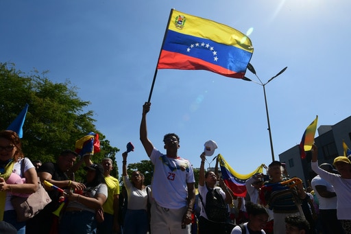 US and Venezuela Agree to Reestablish Diplomatic Relations in Major Shift after Maduro's Ouster
