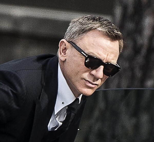 Daniel Craig Surgery: Bond Star Has Knee Procedure After 'Spectre' Injury