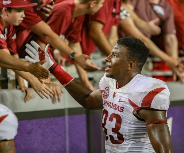 Arkansas TE Jeremy Sprinkle Won't Play Belk Bowl After Alleged Shoplifting From Belk