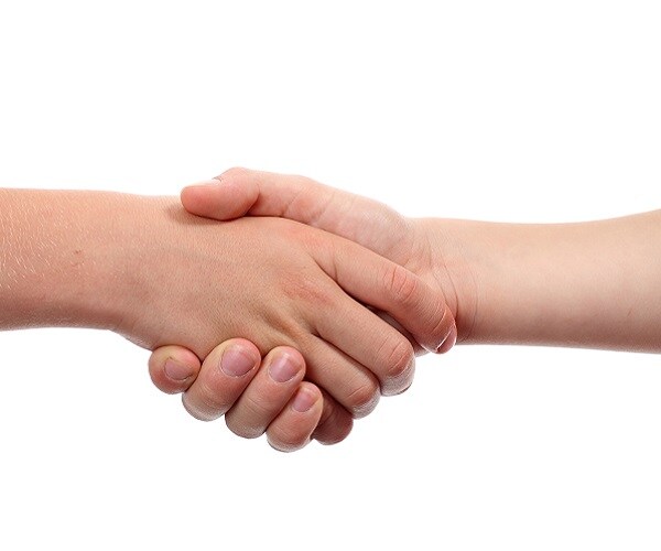 Texas School Handshakes Start Kindergarteners' Days