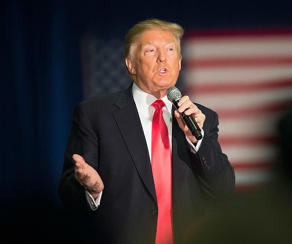 Rasmussen Poll: Most Republicans Still Agree on Trump Muslim Ban Plan