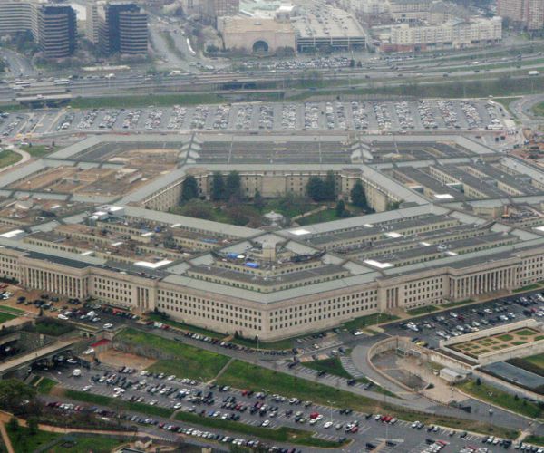 US Air Strikes Target Taliban Fighters Advancing on Key Afghan City