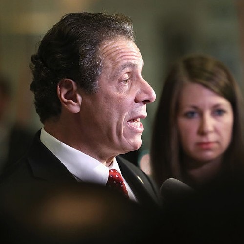 No Comparison for New York and Florida in 2020 Overall Death Count