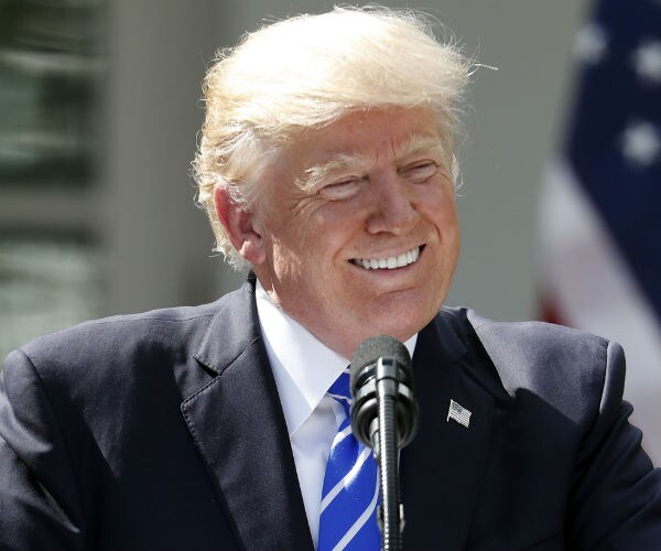 Trump Praises Economic Gains, Job Growth