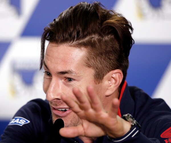 Nicky Hayden, MotoGP Champion, Dies at 35 After Bicycle Crash