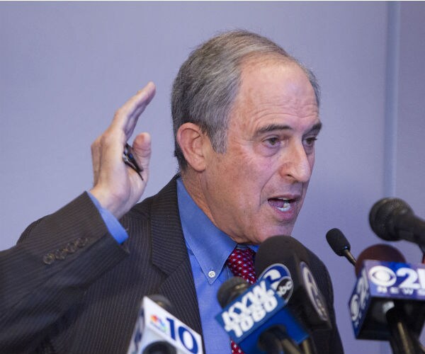 Lanny Davis: Trump Could Be Impeached If He Says 'No' to Mueller Subpoena             
