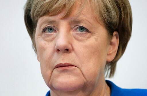 Potential Ally Urges Merkel to Give up Finance Ministry